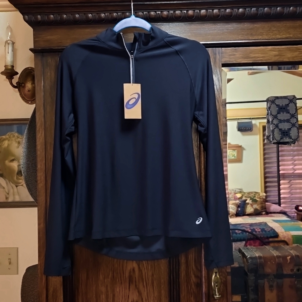 Long sleeve Oasis top